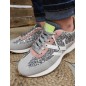 Baskets femme sneakers Vanessa Wu Mona grises